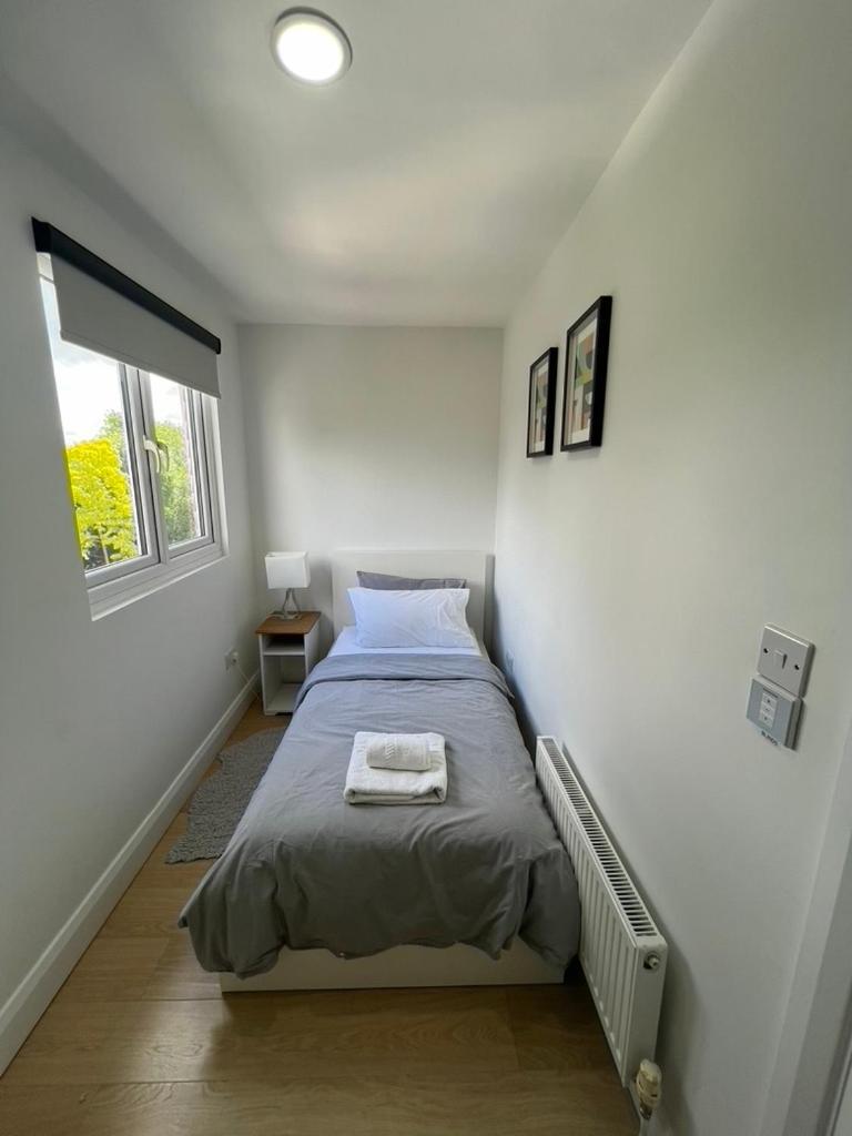 Zenobia London Luxury Apartments Финчли Екстериор снимка